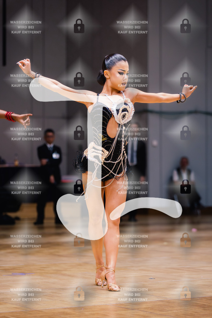 GOC 2025 - WDSF Solo Junior II Latin Female - 2025-08-21-8692 | Webshop for digital downloads and prints of dance sport, event & show photographer Julian Link - Realisiert mit Pictrs.com