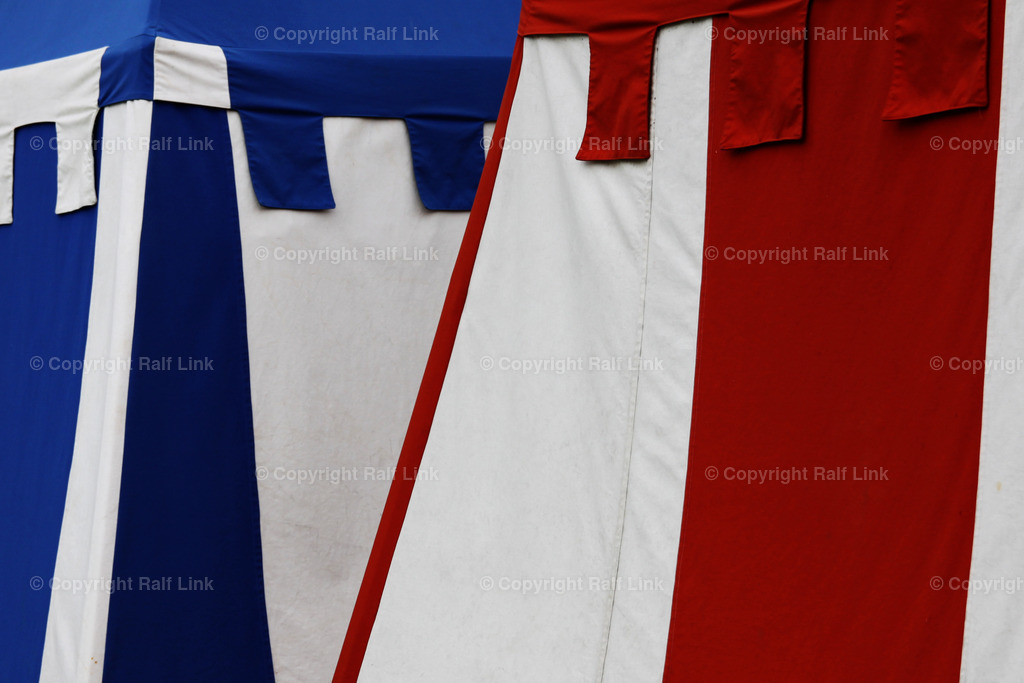 blau_rot_01 | Stockfotos, Fotos mit Miniaturfiguren und kreativen Ideen. Dabei auch vieles aus der Metropolregion Rhein-Neckar. 