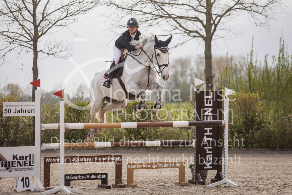 230426_HofSosath_Stil-M-602 | Deine schönsten Turniermomente als professionelle Fotos! Entdecke hochwertige Pferdesport-Fotografie im Online-Shop. Jetzt Fotos finden & bestellen!