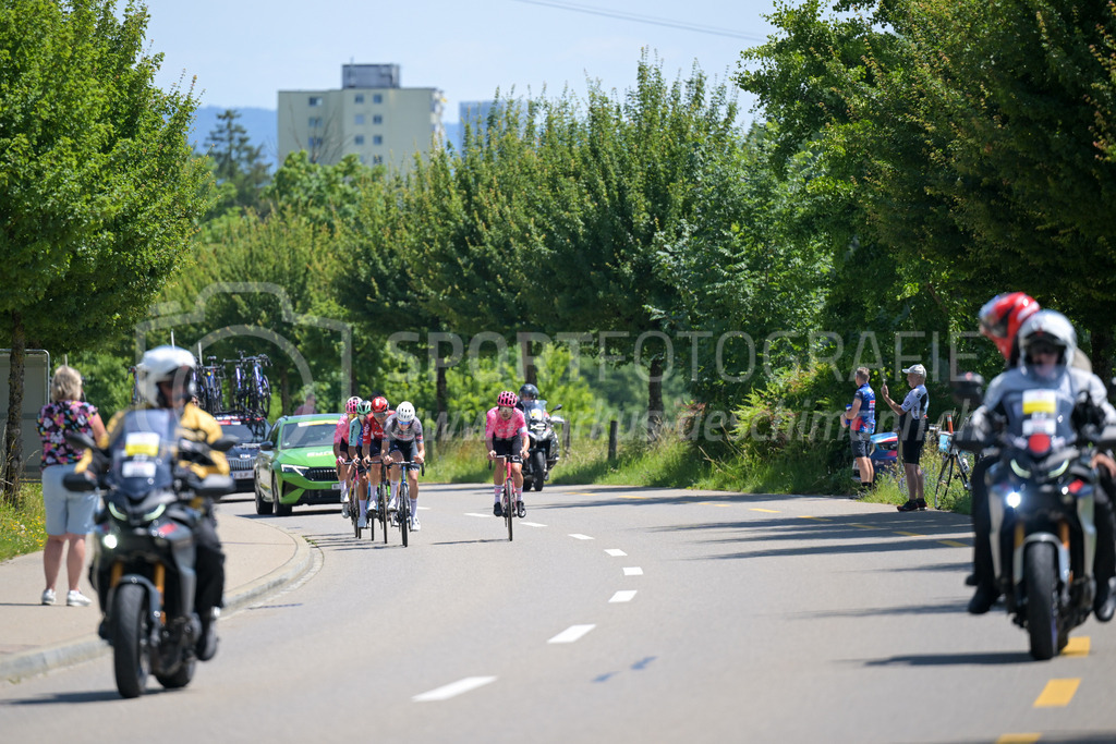 Tour de Suisse 2025 - 17. Juni 2025 | Tour de Suisse 2025Winterthurstrasse, NeftenbachAusreisssergruppe.Bild: Sportfotografie Markus Aeschimann | www.markus-aeschimann.ch - Realisiert mit Pictrs.com