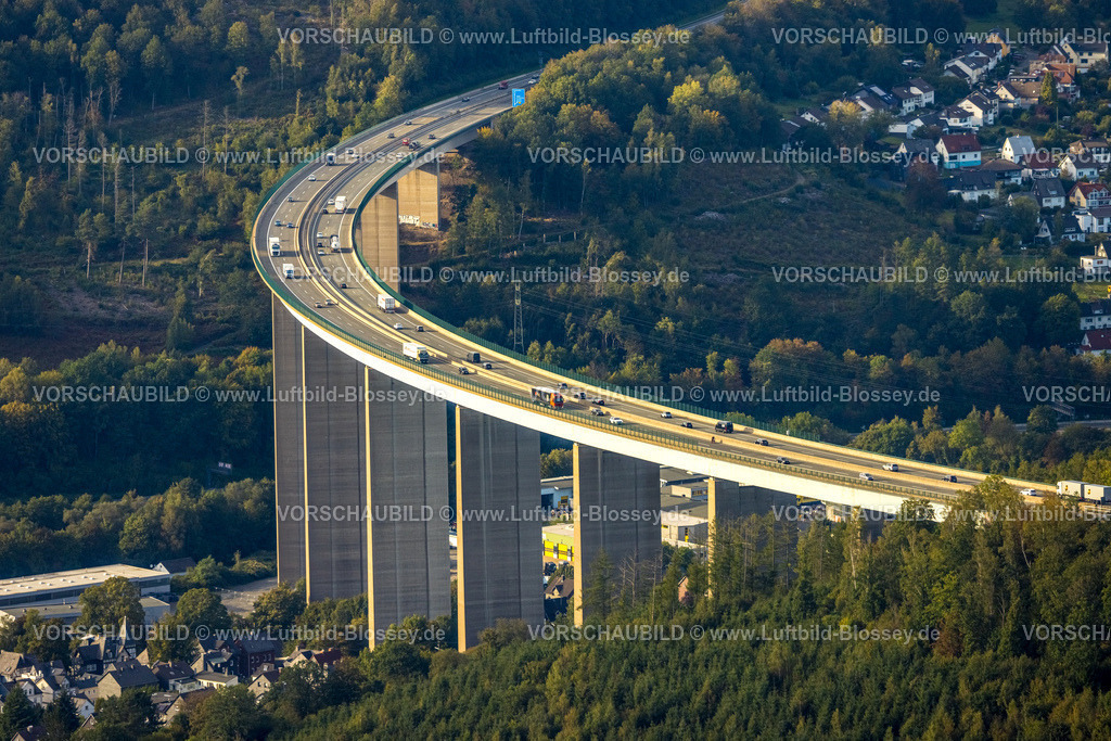 Siegen230912974 | Luftbild, Autobahnbrücke Siegtalbrücke der Autobahn A45 Sauerlandlinie, geplanter Ersatzneubau 2027, Blick auf Siegen, Niederschelden, Siegen, Sauerland, Nordrhein-Westfalen, Deutschland