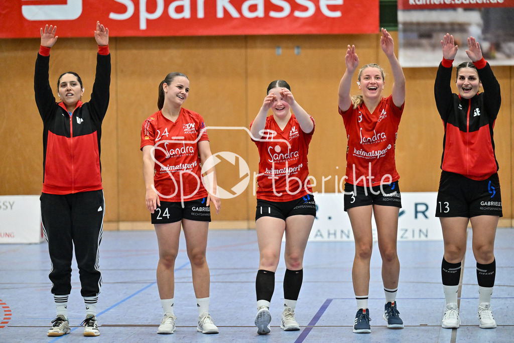 TSV Aichach - TSV Brannenburg | Professionelle Sportfotos aus den Bereichen Fußball, Eishockey, Handball und vieles mehr. Ob Sieg oder Niederlage