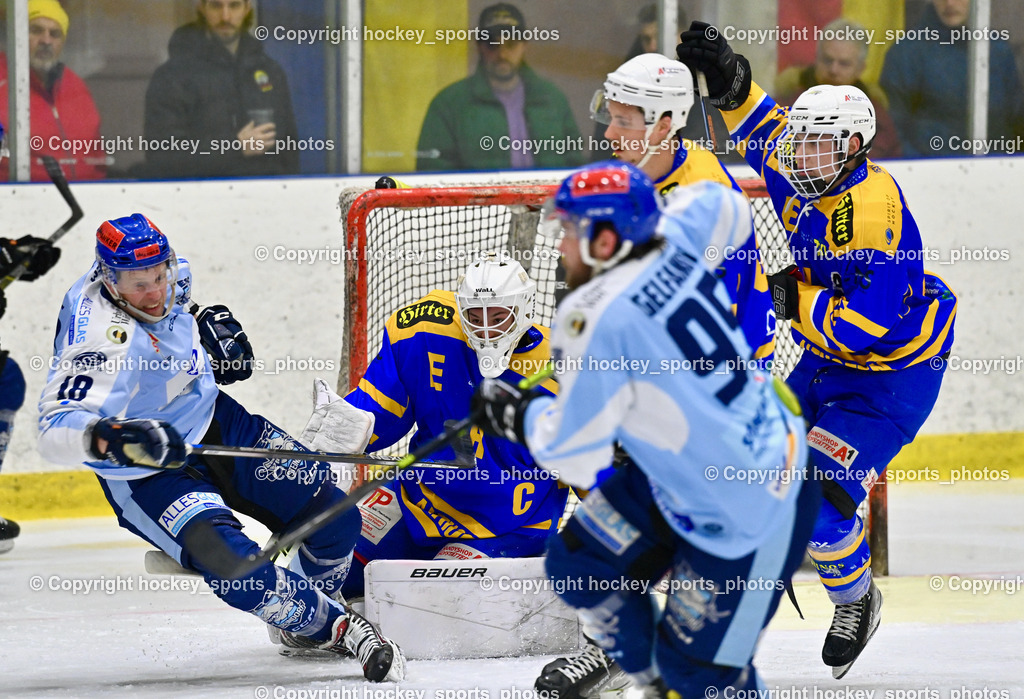 EHC Althofen vs. ESC Steindorf 6.3.2024 | #18 Pewal Martin ESC Steindorf, #31 Horn Fabian EHC Althofen, #89 Herrnegger Lucas EHC Althofen, EHC Althofen vs. ESC Steindorf 6.3.2024, EHC Althofen vs. ESC Steindorf am 06.03.2024 in Althofen (Stadthalle Althofen ), Austria, (Photo by Bernd Stefan)