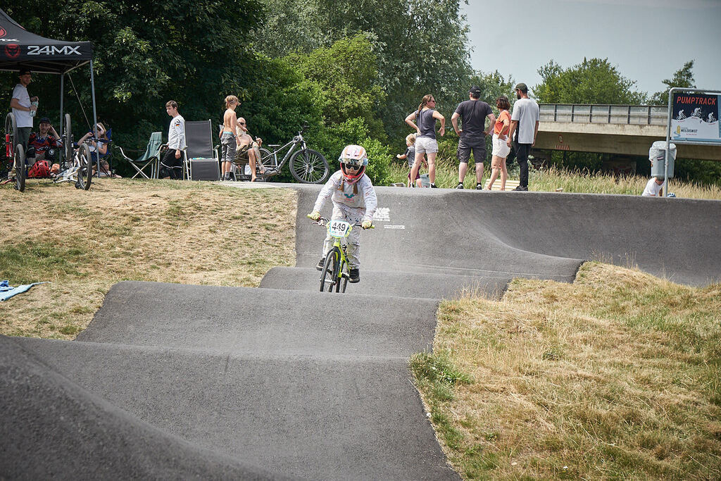 202506251-06 PM25 131@sebastiankopp | German Pumptrack Series - Realisiert mit Pictrs.com