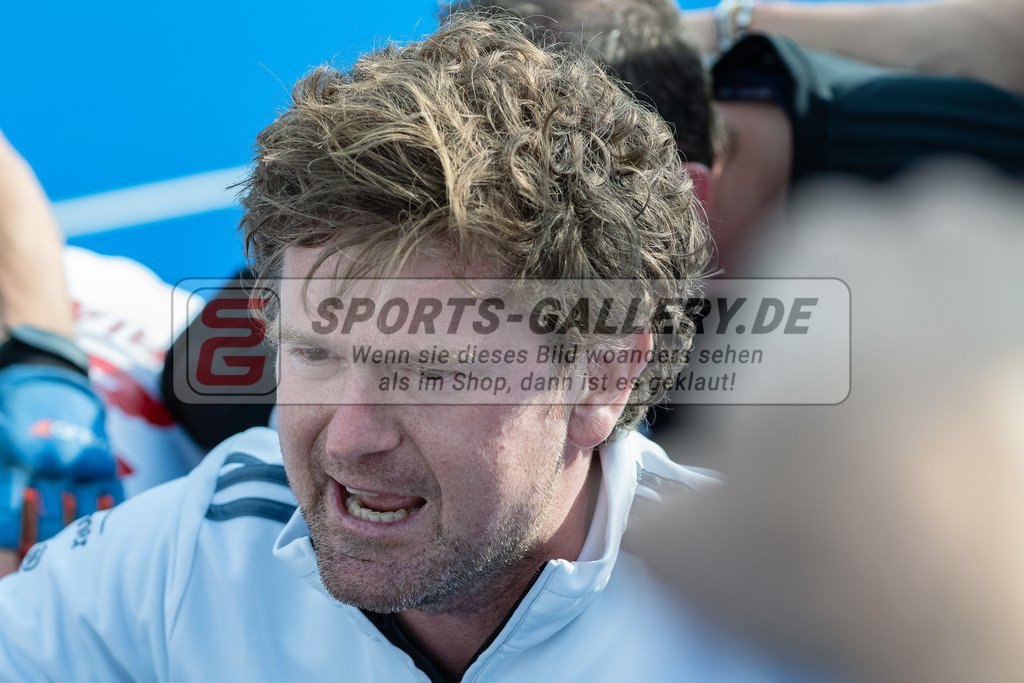 HK_20230930_104719 | 1.Bundesliga Herren Crefelder HTC - Club an der Alster am 30.9.2023 CHTC, Krefeld , Sebastian Biederlack Trainer ( Club an der Alster )