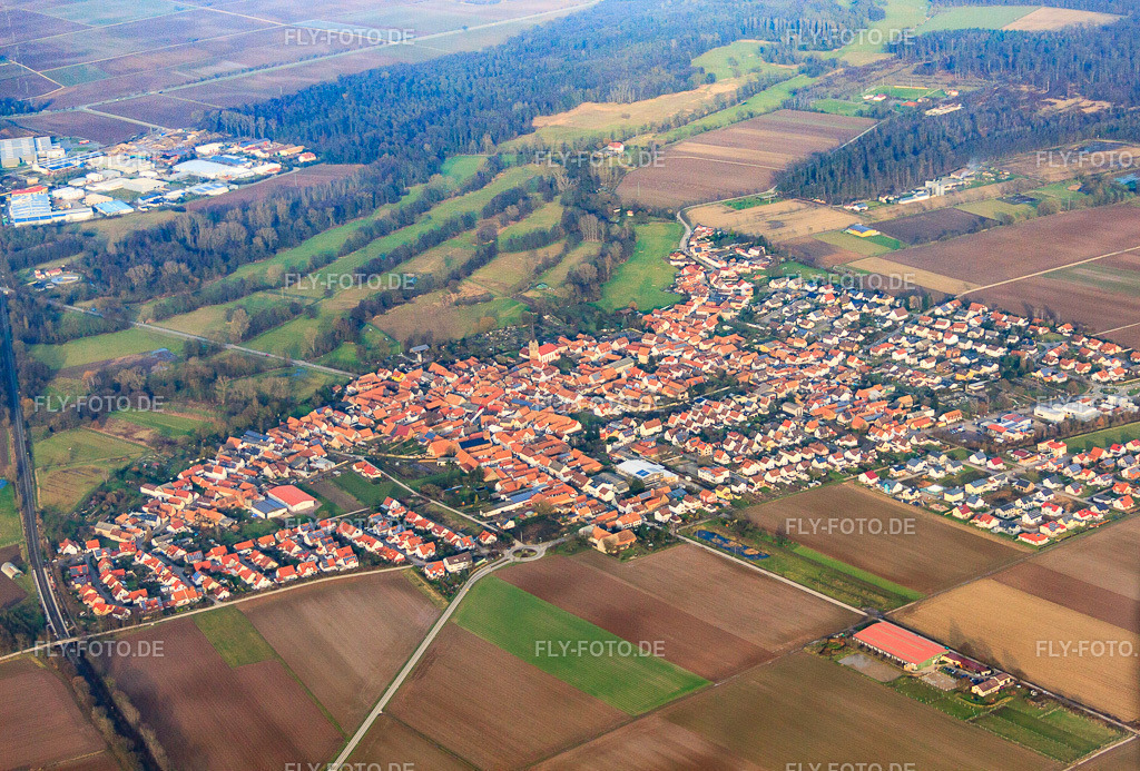 Dorfübersicht im Winter aus Süden | Luftbild: Dorfübersicht im Winter aus Süden in Steinweiler im Bundesland Rheinland-Pfalz in Deutschland. Foto: IMG_61823.jpg vom 18.01.2014 durch Werner Riehm/FLY-FOTO.de - Realisiert mit Pictrs.com