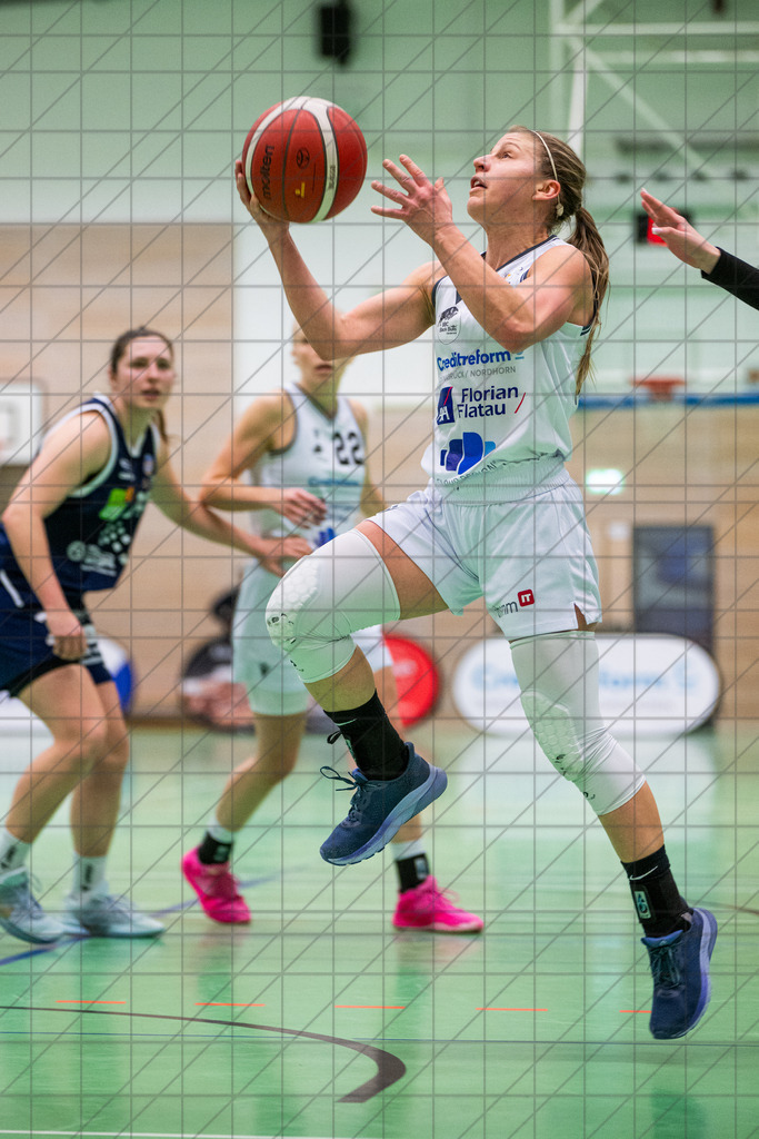 2. DBBL Nord 25/26 | Spieltag 02 | BBC Osnabrück vs. AstroLadies Bochum | 25.01.26: 2. DBBL Nord 25/26 | Spieltag 02 | BBC Osnabrück vs. AstroLadies Bochum / Osnabrück / Deutschland  //   CREDIT:www.bullenfotos.de, Martin König, Hörner Weg 40, D-49078 Osnabrück, +4917663732967 // Nutzung und Weitergabe nur zu den vereinbarten Zwecken. Presseanfragen an Ersteller. Alle Rechte beim Ersteller. Honorierung nach MFM. - Realisiert mit Pictrs.com