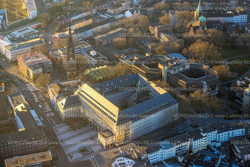 Bochum230202496 | Luftbild, Rathaus, VHS und Stadtbücherei, Christuskirche und Diakonie Ruhr, Gleisdreieck, Bochum, Ruhrgebiet, Nordrhein-Westfalen, Deutschland