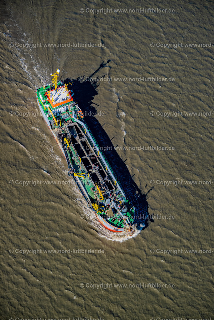 Saugbagger_Amazone_Auf_Der_Elbe_ELS_2834060423 | BALJE 06.04.2023 Schiff - Spezialschiff in Fahrt Saugbaggerschiff "Amazone" ( IMO-Nummer: 9158630 ) in Fahrt auf der Elbe in Balje im Bundesland Niedersachsen, Deutschland. // Ship - special ship in motion Suction dredger ship "Amazone" (IMO number: 9158630) in motion on the Elbe in Balje in the state Lower Saxony, Germany. Foto: Martin Elsen