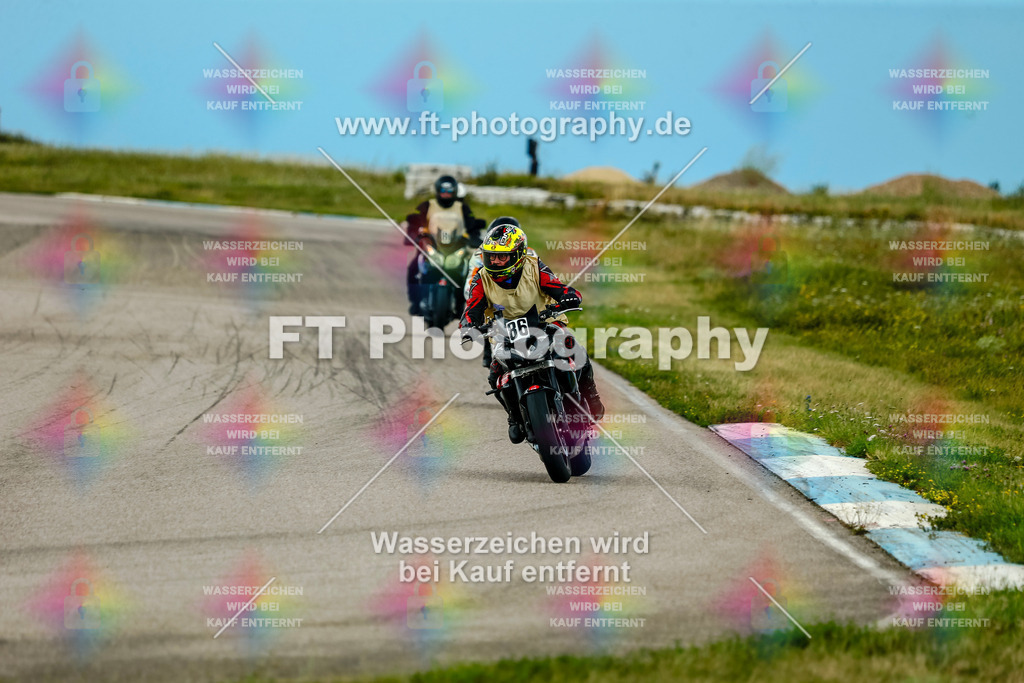 Chambley Juli-3097 | Hier findet Ihr Bilder von Touristenfahrten auf der Nürburgring Nordschleife oder von anderen Veranstaltungen die ich besucht habe. Viel Spass beim Durch Schauen 