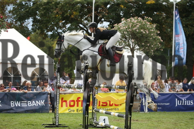 Bietigheim_2022_Prfg.Nr.06_Springen_Kl.S_Selina König_Balouwin (1) | Alle Fotos der Reiterjournal Fotografin Doris Matthaes im Reiterjournal Online-Fotoshop. - Realisiert mit Pictrs.com