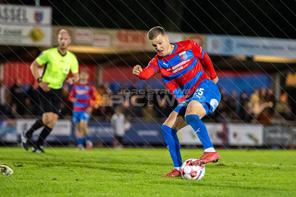 20250927_Picselweb-Fotografie_1R3_1068A | SV DrochtersenAssel - Bremer SV, 2:1 - Realisiert mit Pictrs.com