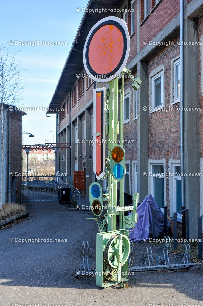Deutschland_ Baden-Wuerttemberg_ Heilbronn_ 21.02.2025-44 | 21.02.2025, Deutschland, GER, Baden-Wuerttemberg, Heilbronn im Bild Themenbild, Stadtansichten, Ehemaliges Sueddeutsches Eisenbahnmuseum, Museum, Zug, Eisenbahn, Lost Place, aufgelassen, verwildert, Waggon