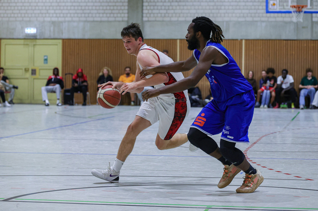 Regio BAYER GIANTS vs NEW Elephants Grevenbroich-78 | Fotos von Basketballspielen aus dem Raum NRW fotografiert von Gero Mueller-Laschet und Daniel Schaefer - Realisiert mit Pictrs.com