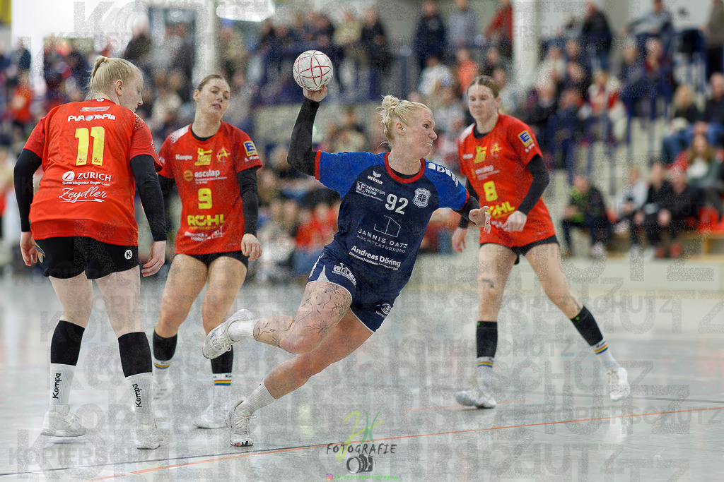 Frauen Regionalliga (HHV); HSG Wettenberg - TV Hüttenberg | Frauen Regionalliga (HHV); HSG Wettenberg - TV Hüttenberg am 06.12.2025 in Launsbach (Wettenberg) (Halle GS Launsbach (Wettenberg))Photo © 2025 - Jörg Heinrich - Realisiert mit Pictrs.com