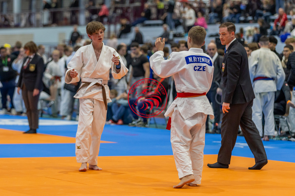 Internationaler Adler Cup 2024 | Foto vom Internationalen Adler Cup Judo Turnier im Sport- und Freizeitzentrum Kalbach im Oktober 2024 - Realisiert mit Pictrs.com