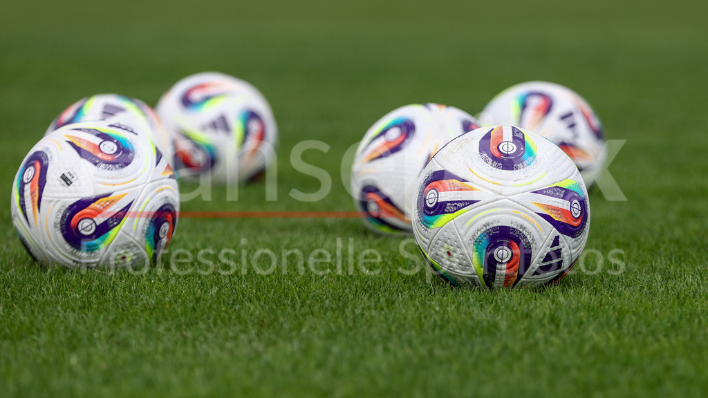 Fussball, Testspiel Frauen, SV Werder Bremen - Cerezo Osaka Yanmar Ladies | Hansepixx