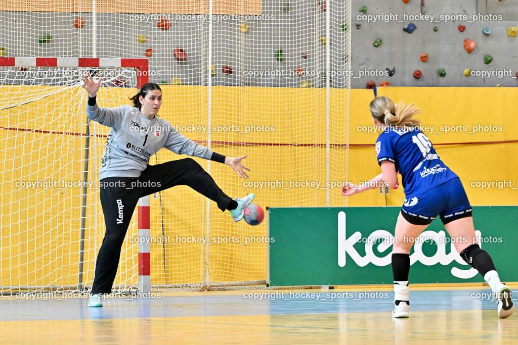 SC Ferlach vs. WAT Atzgersdorf | #1 KOLUNDZIC Nina WAT Atzgersdorf, #10 MARKSTEINER Viktoria SC Ferlach Damen, SC Ferlach vs. WAT Atzgersdorf, SC Ferlach vs. WAT Atzgersdorf am 12.05.2024 in Ferlach (Ballspielhalle Ferlach), Austria, (Photo by Bernd Stefan)