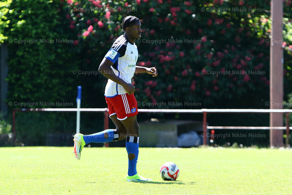 NH_HamburgerSVU19_FCStPauliU19_U19Bundesliga_11052024 | #15 Joel Agyekum (Hamburger SV U19)

Fußball I Junioren I A-Junioren Bundesliga Nord/Nordost I Saison 2023-2024 I 26. Spieltag I Hamburger SV U19 - FC St. Pauli U19 I 11.05.2024 I Sportpark Eimsbüttel