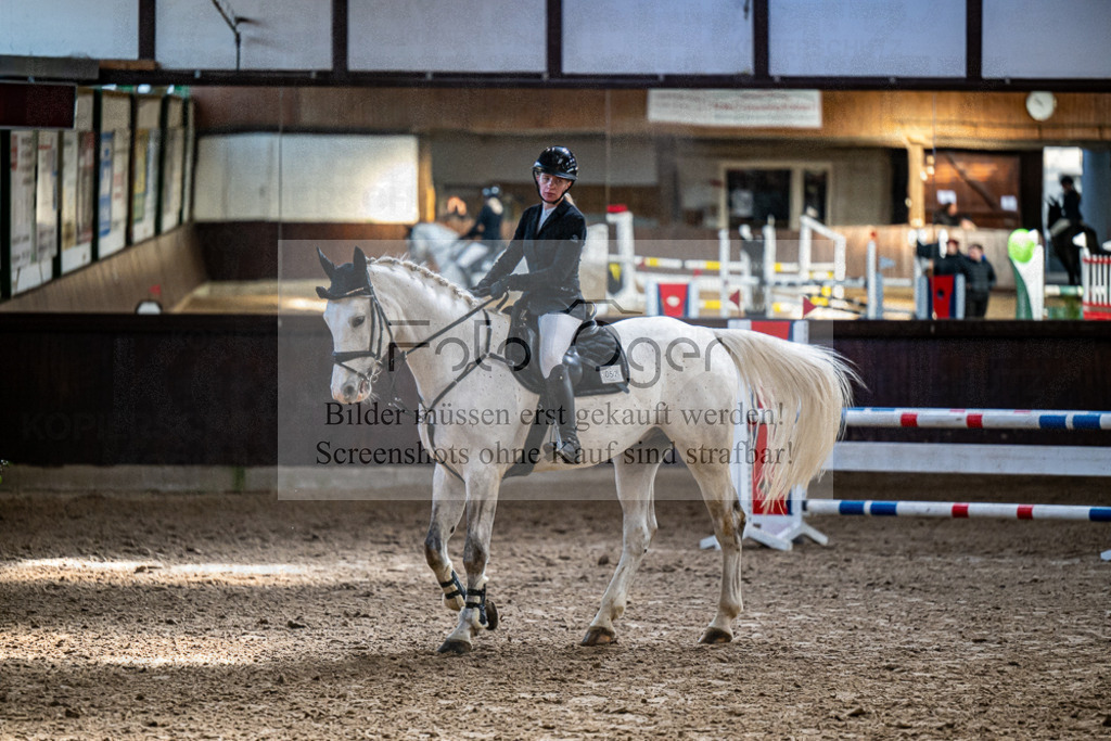 20240309-DOS_7062 | Entdecke hochwertige Reitturnierfotos von Foto Oger. Professionell, emotional und authentisch – jetzt Lieblingsmomente im Shop bestellen.Deutschlandweite Turnierfotografie. - Realisiert mit Pictrs.com