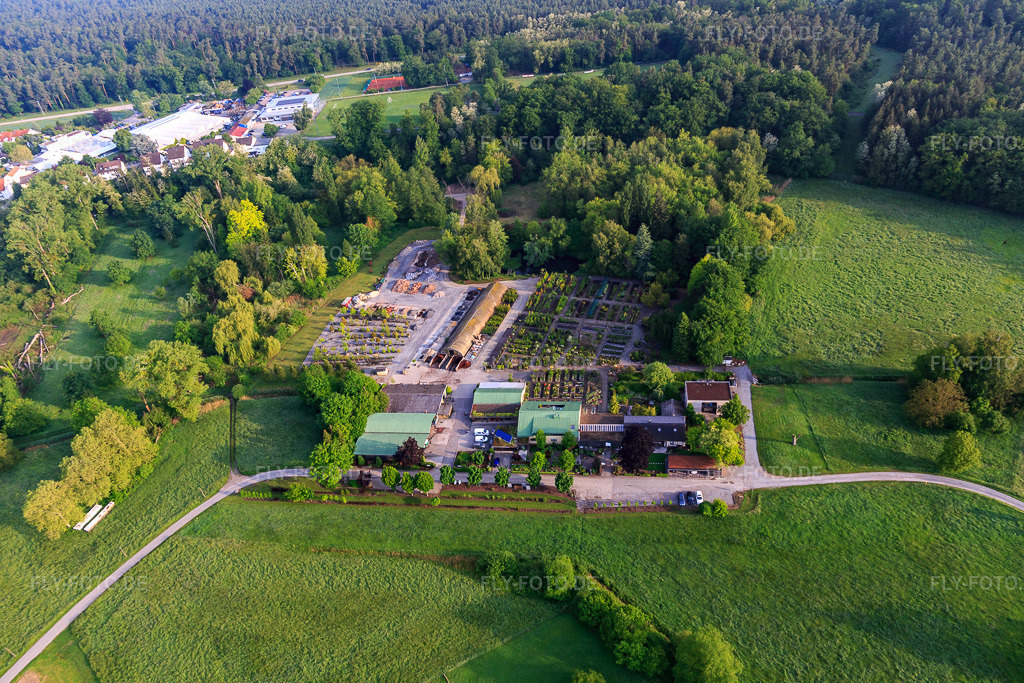 Luftbild: Bienwald Baumschule / Greentec in Berg im Bundesland Rheinland-Pfalz in Deutschland. Foto: IMG_114023.jpg vom 23.05.2019 durch Werner Riehm/FLY-FOTO.deWWW.BIENWALD-BAUMSCHULE.DE