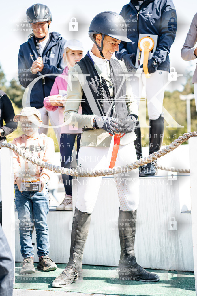 CK704088 | Turnierfotografie Pferdefotografie Trier Rheinland-Pfalz Pferdesport Reitsport Tierfotografie Sportfotografie Pferdevideo Pferdevideografie Equestrianvideography equestrianphotography  - Realisiert mit Pictrs.com