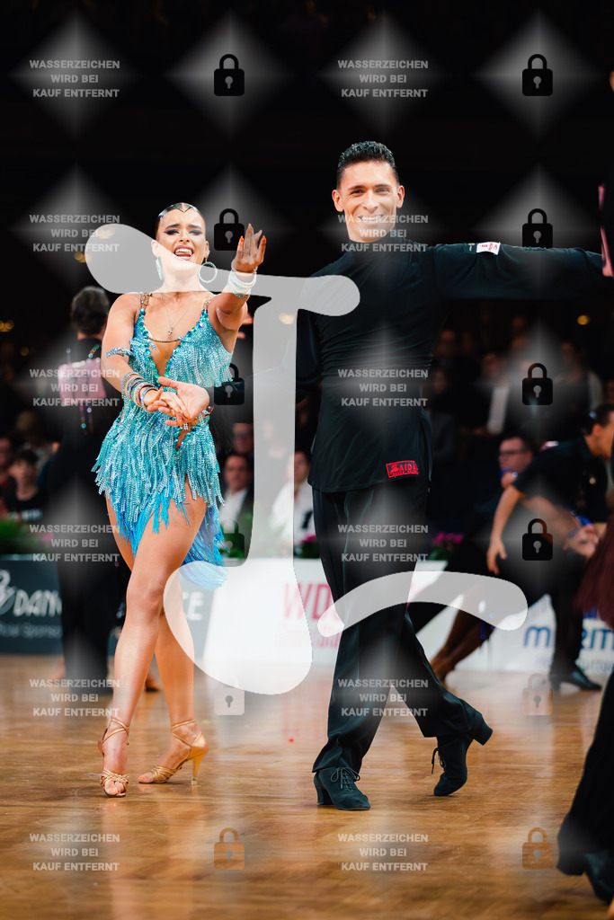 GOC 2025 - WDSF GrandSlam Latin 10-11th (40) Razvan Dumitrescu _ Jacqueline Joos (Germany)-2025-08-23-3807 | Webshop for digital downloads and prints of dance sport, event & show photographer Julian Link - Realisiert mit Pictrs.com