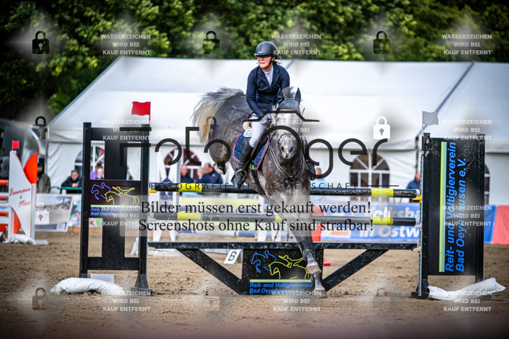 Sielturnier 2026-14-0058 | Entdecke hochwertige Reitturnierfotos von Foto Oger. Professionell, emotional und authentisch – jetzt Lieblingsmomente im Shop bestellen.Deutschlandweite Turnierfotografie. - Realisiert mit Pictrs.com