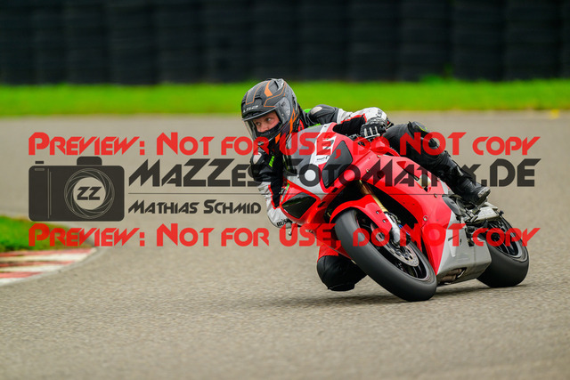 MaZZes_Fotomatrix_20241003_6007705_2890 | GRUEN