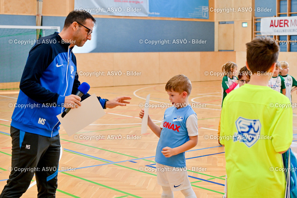 ASVÖ_ Fussballturnier SV Gallneukirchen_ 08.02.2025-133 | 08.02.2025, Gallneukirchen, AUT, ASVÖ, Fussball Nachwuchs Hallenturnier 2025, SV Gallneukirchen im Bild Teilnehmer U 7©Harald Dostal / fodo.media - Realisiert mit Pictrs.com