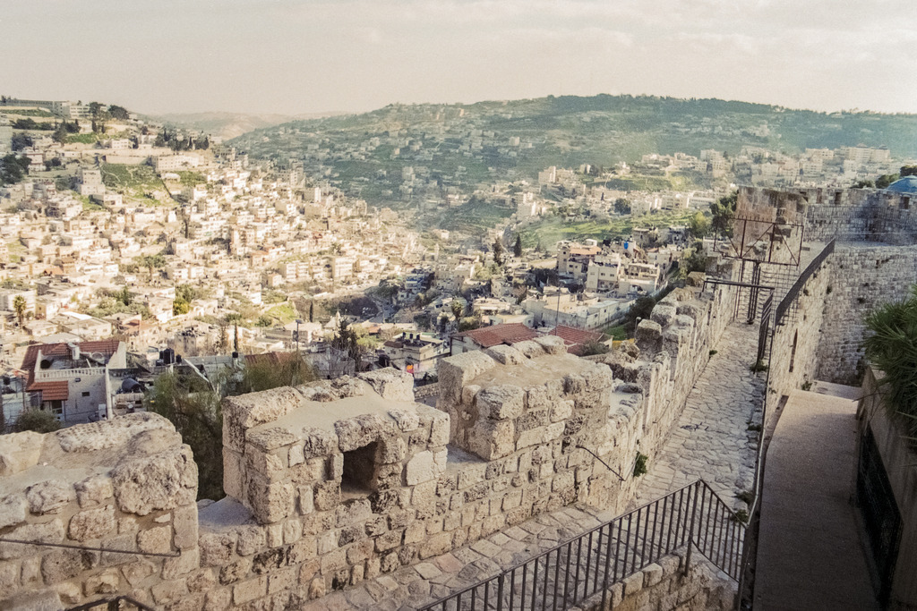 Jerusalem, Israel | Online Shop für Christen: Christliche Poster XXL, Plakate, Wandbilder als Leinwand & christliche Postkarten, Kalender, Sticker & Lizenzen zum Download. Die Kunstwerke im christliche Geschenke Shop zeigen die Jahreslosung 2025, Gott, Jesus & mehr.