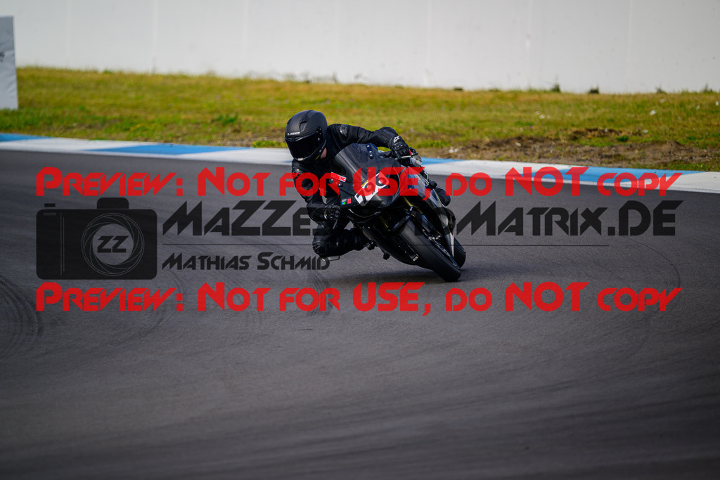 MaZZes_Fotomatrix_20250421_6007705_1769 | ROT