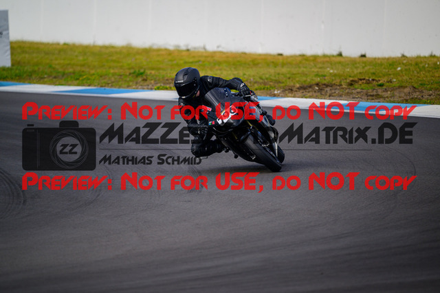 MaZZes_Fotomatrix_20250421_6007705_1769 | ROT