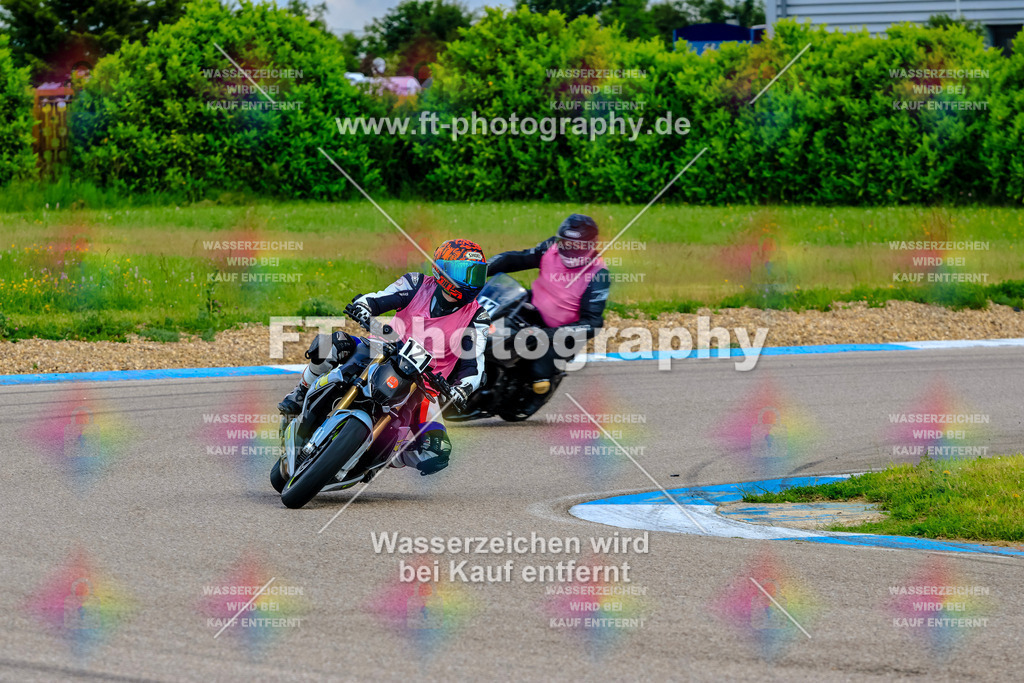 MotoTeam-9033 | Hier findet Ihr Bilder von Touristenfahrten auf der Nürburgring Nordschleife oder von anderen Veranstaltungen die ich besucht habe. Viel Spass beim Durch Schauen 