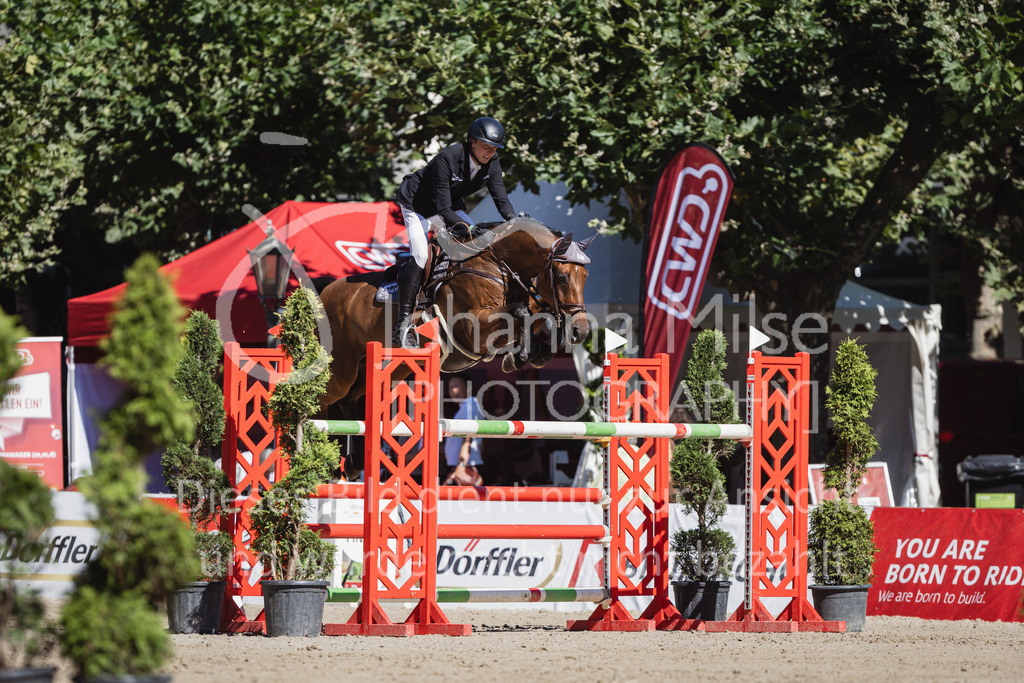230908_OWLCh_LargeTour-453 | Deine schönsten Turniermomente als professionelle Fotos! Entdecke hochwertige Pferdesport-Fotografie im Online-Shop. Jetzt Fotos finden & bestellen!