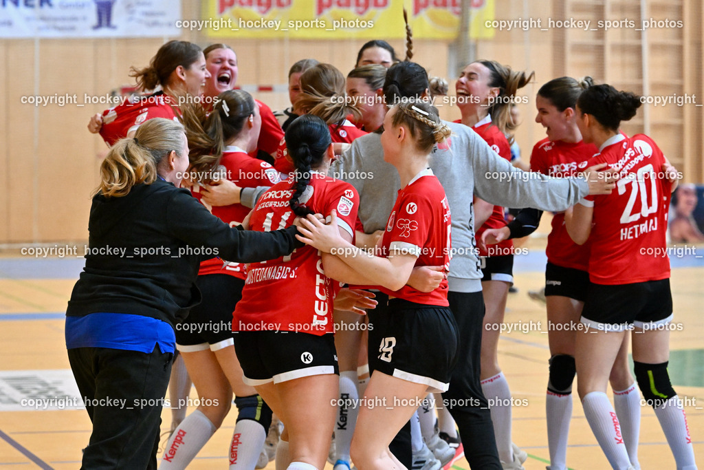 SC Ferlach Damen vs. WAT Atzgersdorf 18.5.2023 | Jubel WAT Atzgersdorf Mannschaft