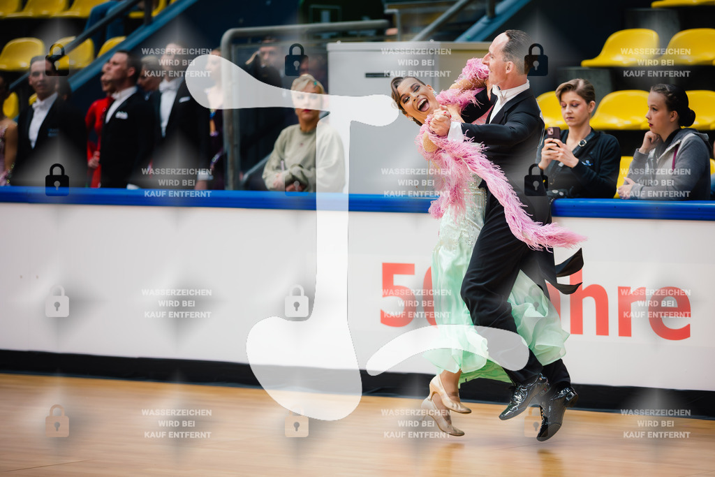Hessen Tanzt WDSF Open Senior I Standard 4th (38) Christian Platz _ Anja Platz (TSC Nordlicht Rostock)-2025-05-17-7296 | Webshop for digital downloads and prints of dance sport, event & show photographer Julian Link - Realisiert mit Pictrs.com