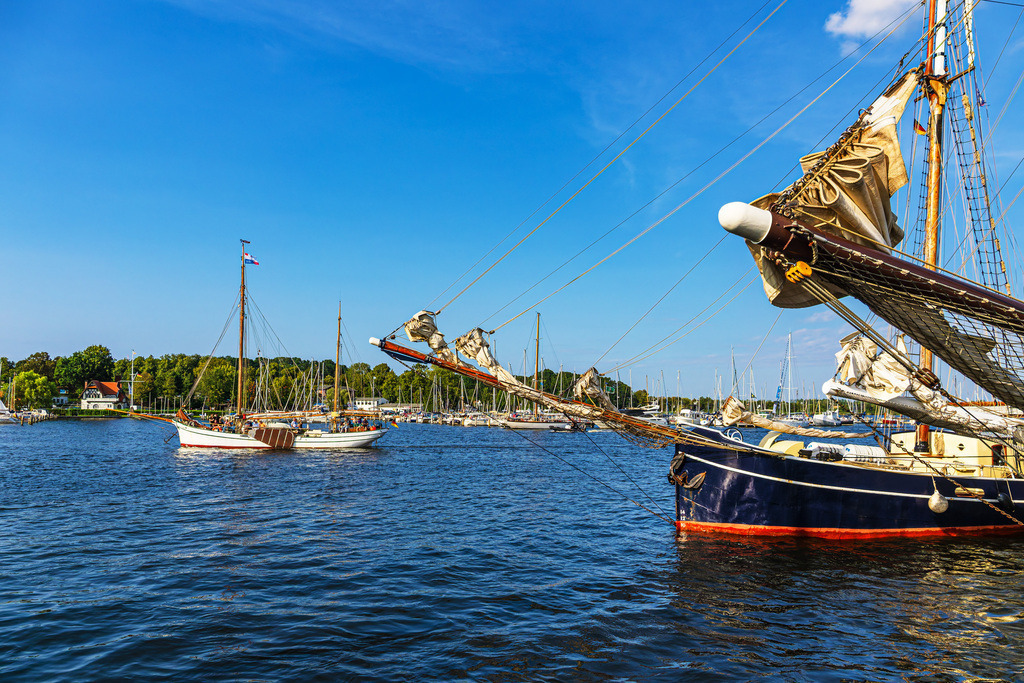 Segelschiffe auf der Warnow während der Hanse Sail in Rostock | Segelschiffe auf der Warnow während der Hanse Sail in Rostock.