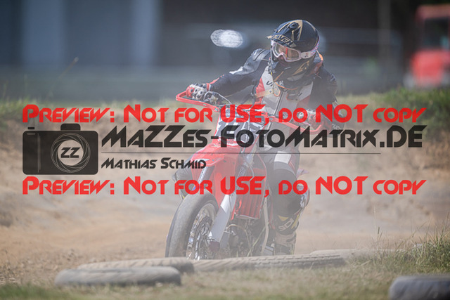 MaZZes_FotoMatrix_220702_6274 | S4