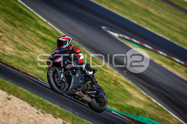0459-260711LR-005_459 | Deine Full-Service-Agentur für ✔️Videoproduktionen und ✔️Motorsportfotografie Jetzt Angebot anfragen!