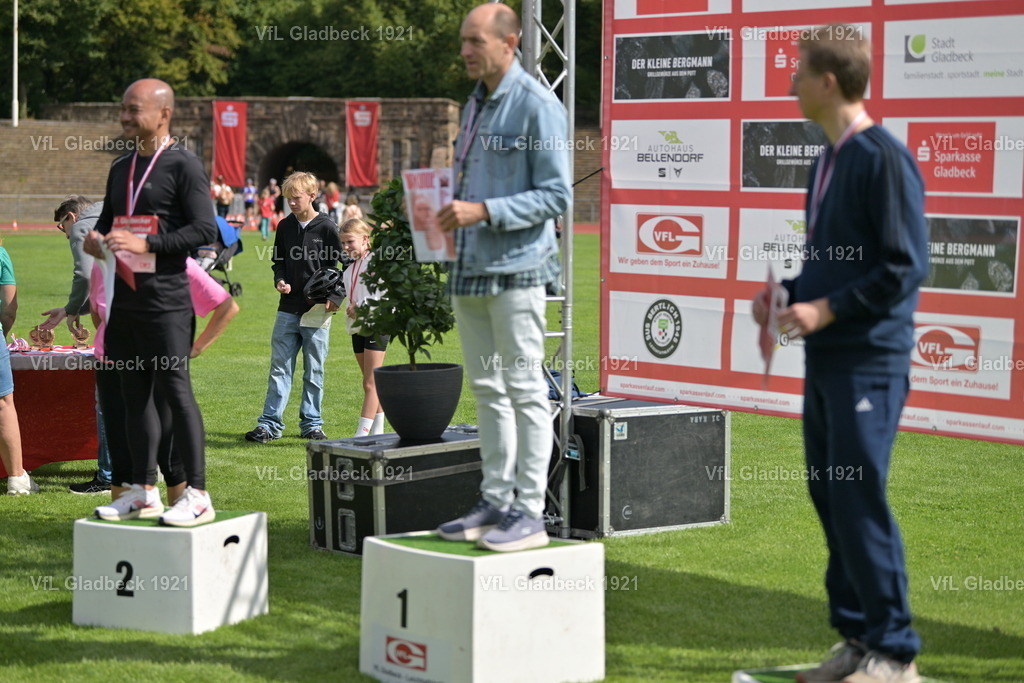 2026-08-23_Sparkassenlauf_Siegerehr_KH_00013 | Die Fotografen - Realisiert mit Pictrs.com