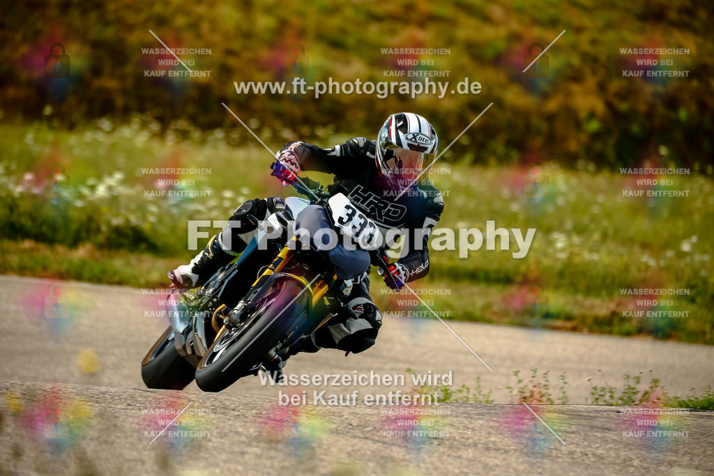 Chambley Juli-0560 | Hier findet Ihr Bilder von Touristenfahrten auf der Nürburgring Nordschleife oder von anderen Veranstaltungen die ich besucht habe. Viel Spass beim Durch Schauen 