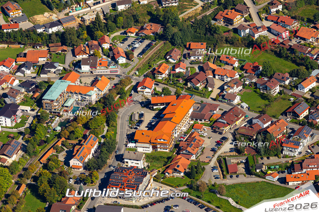 Aktuelles Luftbild von  Bodenmais Kauf mit Lizenz / Bildrechten möglich- Die Luftaufnahme wurde 2021 mittels UL-Flugzeug erstellt ( keine Drohne ) - hochauflösende Kamera-Systeme von  Canon -Beste Qualität - Für grossformatige Ausdrucke geeignet. Die Geschenkidee !