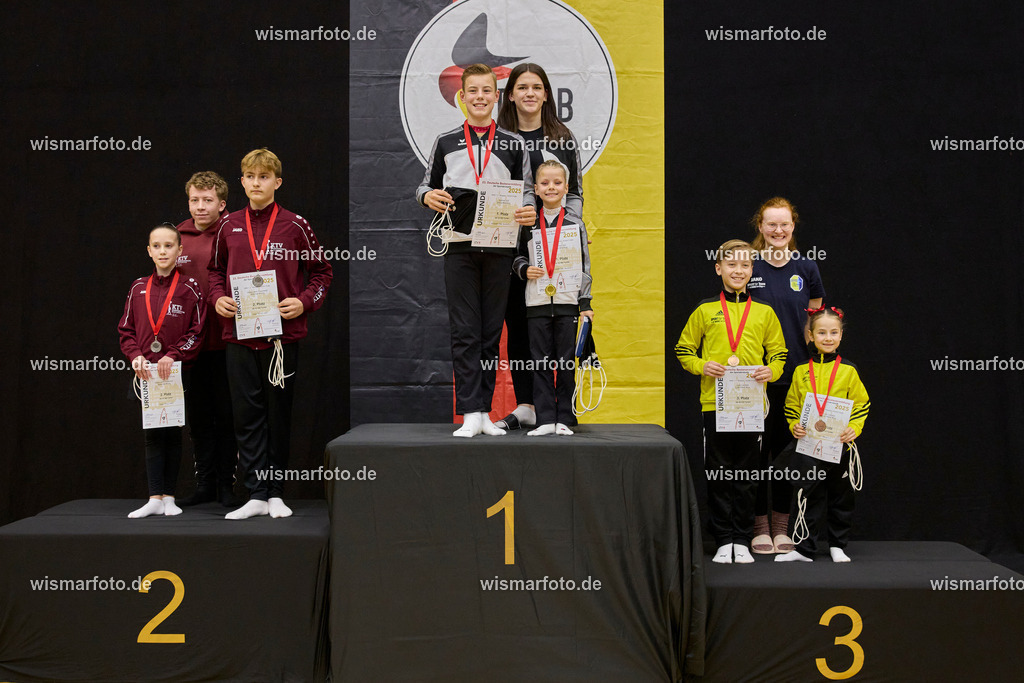 251102_siegerehrung_09 | wismarfoto.de - Realisiert mit Pictrs.com