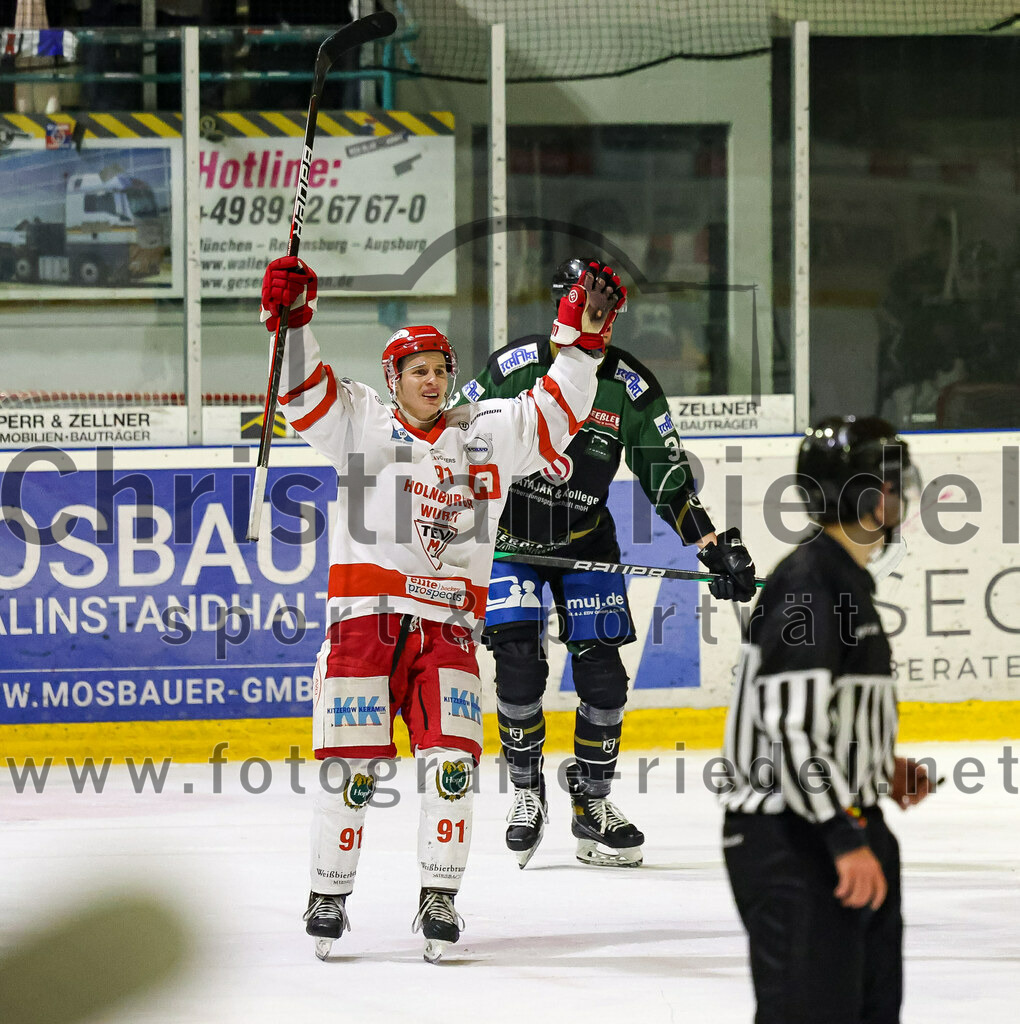 2023-03-19_121_TSV_Erding_gegen_TEV_Miesbach | Erding, Deutschland, 19.03.2023:
Eishockey, Bayernliga Playoffs 2022 / 2023, Halbfinale, TSV Erding gegen TEV Miesbach, Endergebnis: 

Bohumil Slavicek (TEV Miesbach, #91), Bastian Cramer (Erding Gladiators, #34)

Foto: Christian Riedel / fotografie-riedel.net