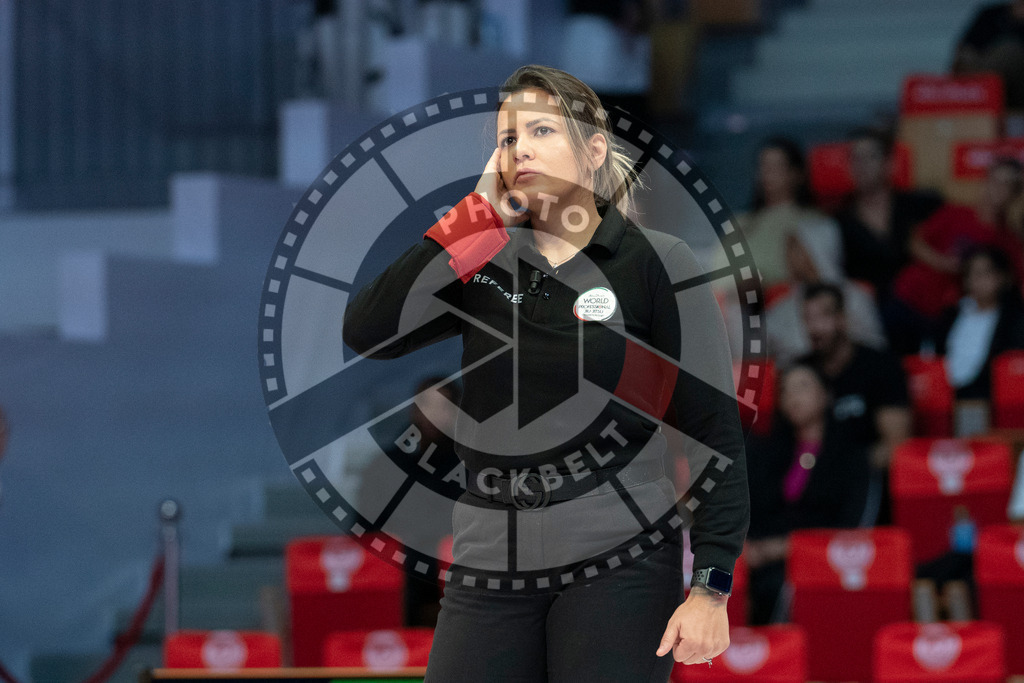 20231106PBB0798 | Fighters compete during the AJP World Master Championship in the Mubadala Arena in Abu Dhabi, Arab United Emirates, on November 6, 2023.
