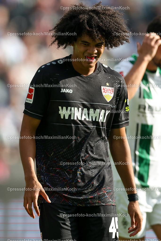 BMG14092402136 | 14.09.2024, 1. Fußball Bundesliga, Borussia Mönchengladbach - VfB Stuttgart, Borussia-Park, Saison 2024 2025: Anrie Chase (VfB Stuttgart #45)DFB regulations prohibit any use of photographs as image sequences and or quasi-video.