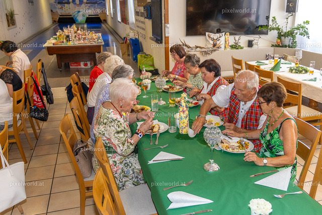 Seniorenbund Feldkirchen - Grillfest | Bildershop von pixelworld.at - Realisiert mit Pictrs.com