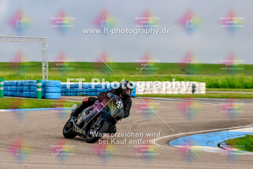 MotoTeam-8201 | Hier findet Ihr Bilder von Touristenfahrten auf der Nürburgring Nordschleife oder von anderen Veranstaltungen die ich besucht habe. Viel Spass beim Durch Schauen 