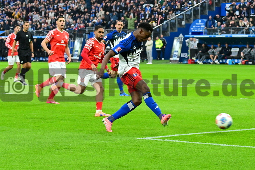 KBS Picture_HSV-Mainz05_004 | Lokonga Albert Sambi (HSV) macht hier das 1:0 Sportplatz :  Volksparkstadion, - Realisiert mit Pictrs.com